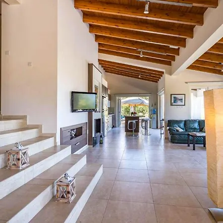 Villa Marina Heights