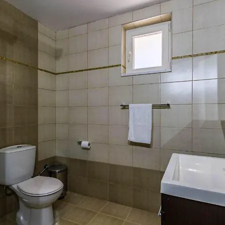 Villa Marina Heights *