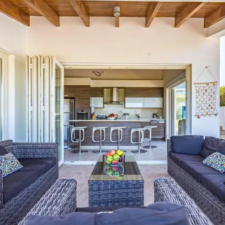 Marina Heights * Protaras