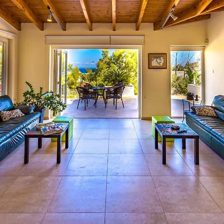 Marina Heights Villa *