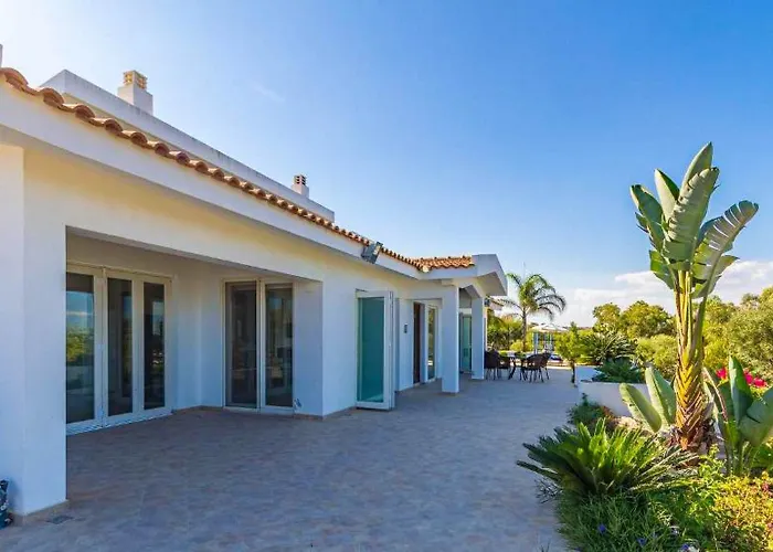 Marina Heights Vilă *